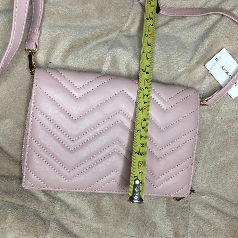 Francesca’s Light Pink Cross Body Purse - Picture 9 of 9